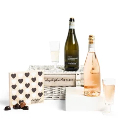 Daylesford Organic Fizz & Chocolate Hamper